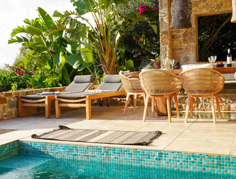 easter-in-messinia-gialova-hills-greece