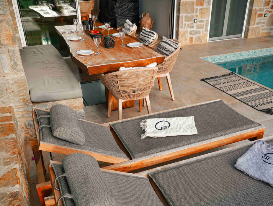 gialova-hills-luxury-villa-holidays